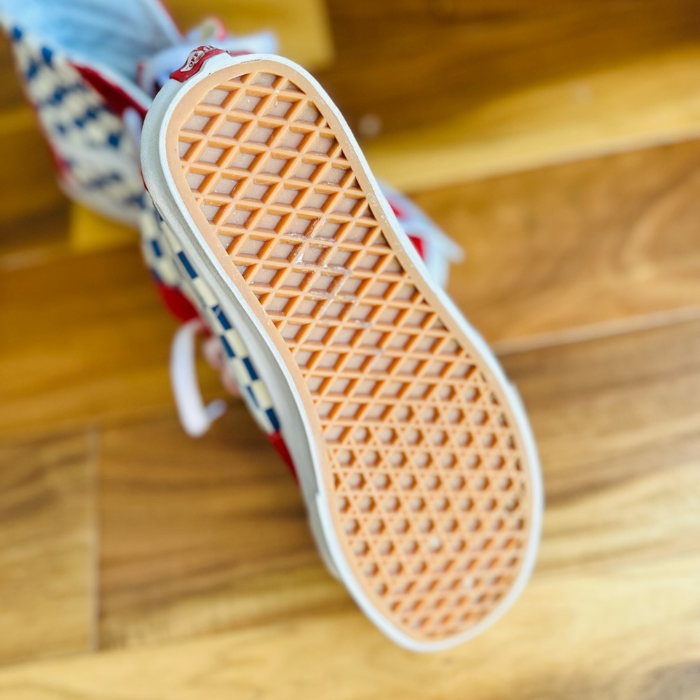 Vans - Picture 4 of 4
